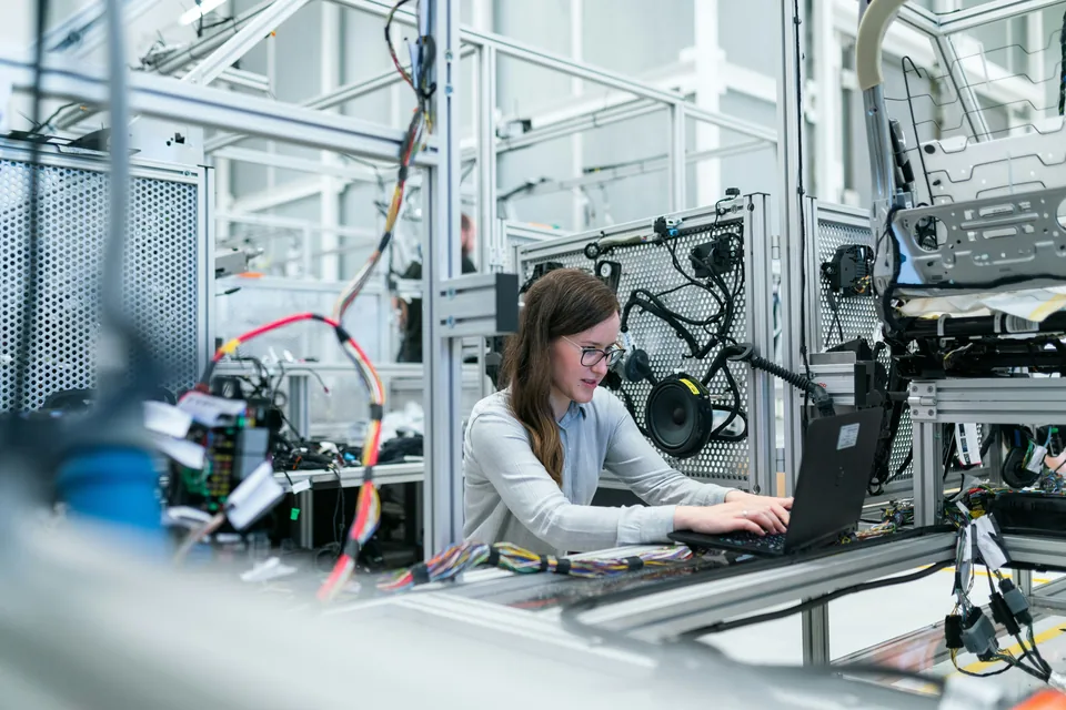 Technik, Elektro & Handwerk · Symbolbild von Unsplash